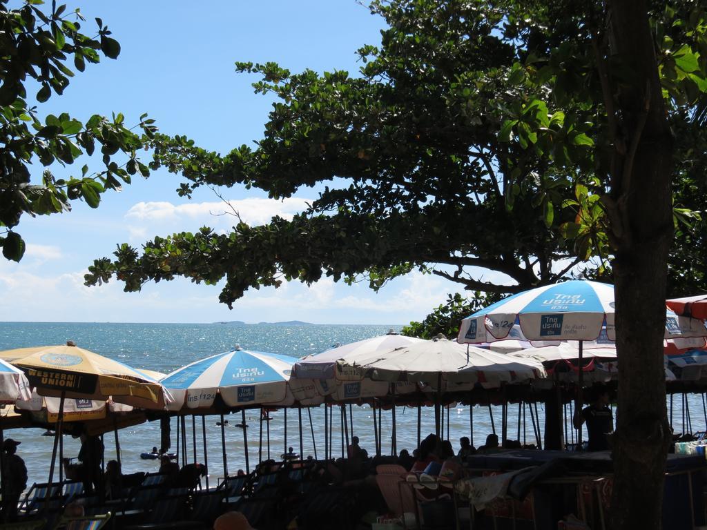 View Talay 1B Apartments Pattaya Eksteriør billede