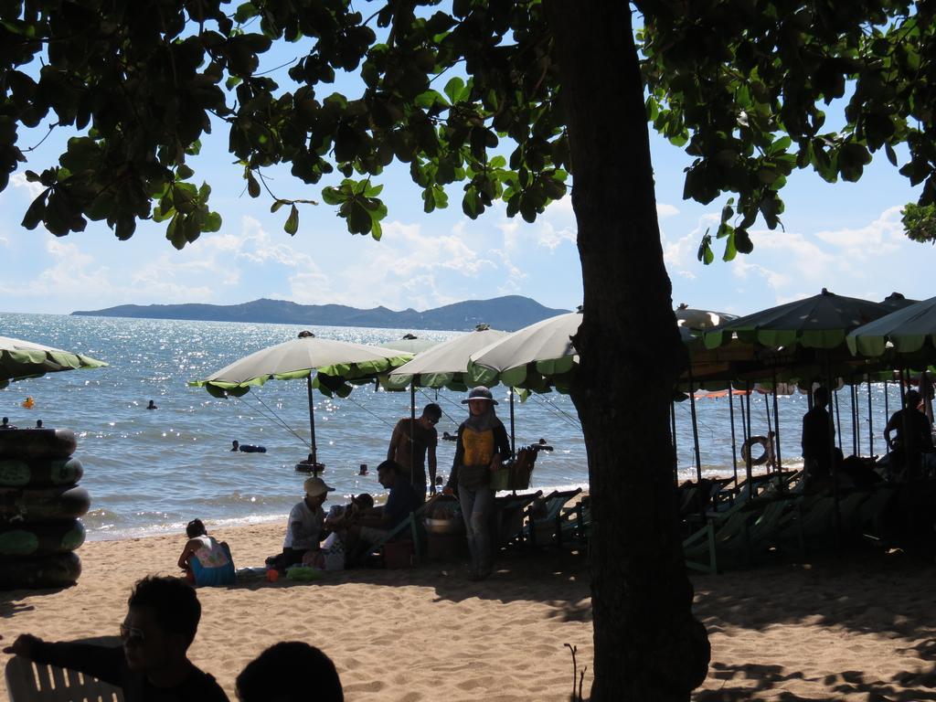 View Talay 1B Apartments Pattaya Eksteriør billede