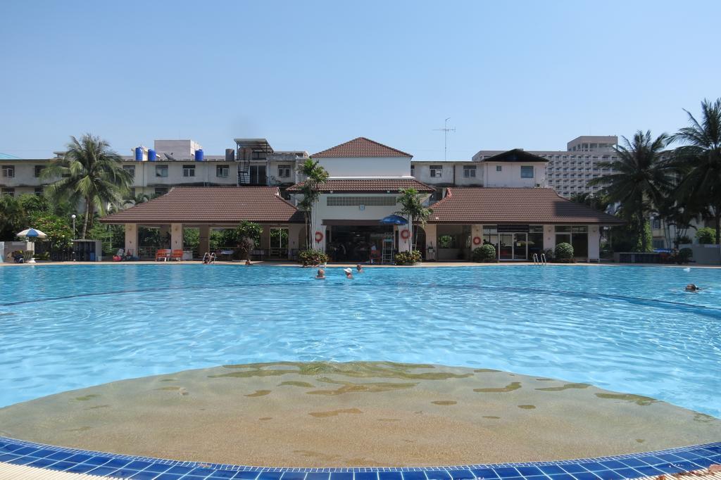 View Talay 1B Apartments Pattaya Eksteriør billede