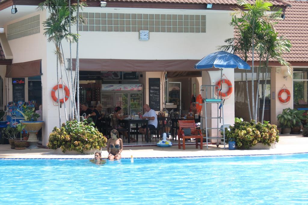 View Talay 1B Apartments Pattaya Eksteriør billede