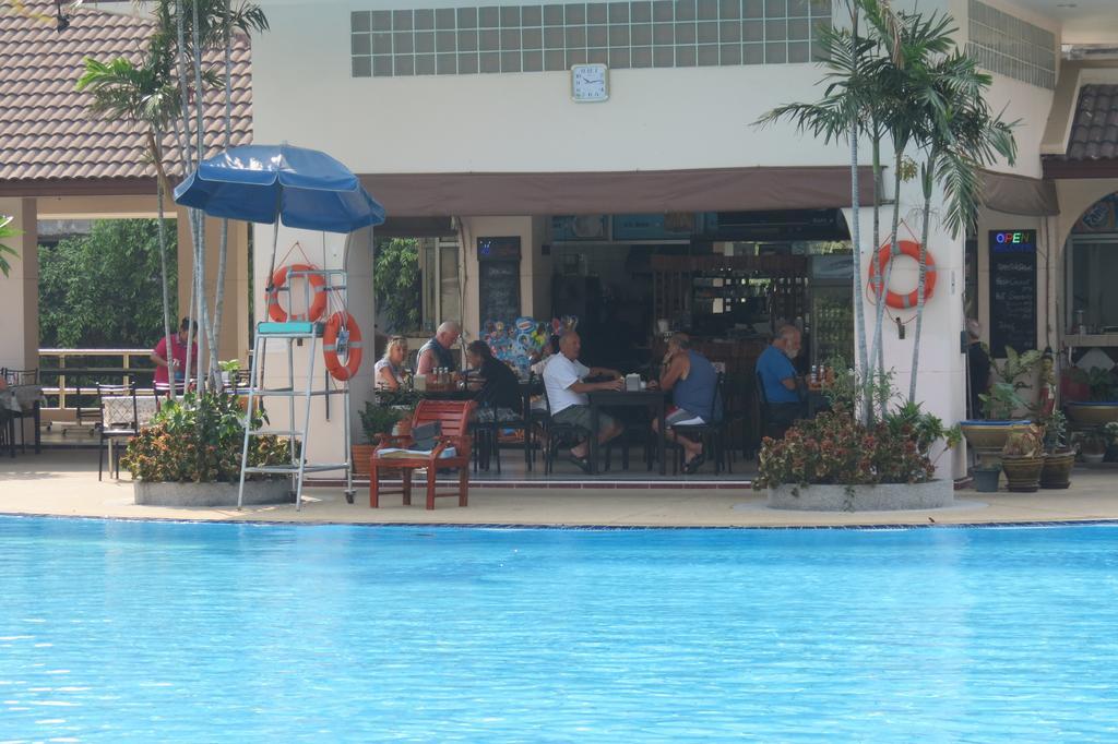View Talay 1B Apartments Pattaya Eksteriør billede