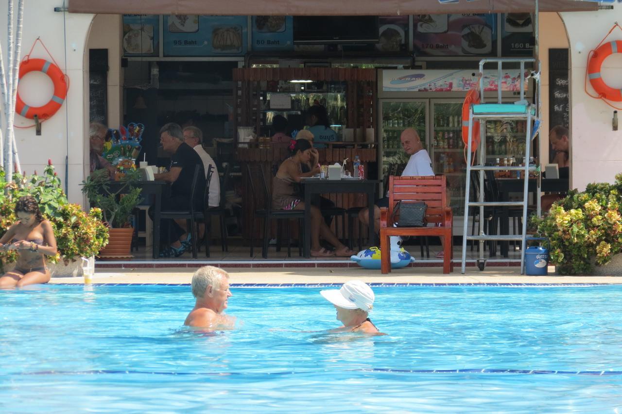 View Talay 1B Apartments Pattaya Eksteriør billede