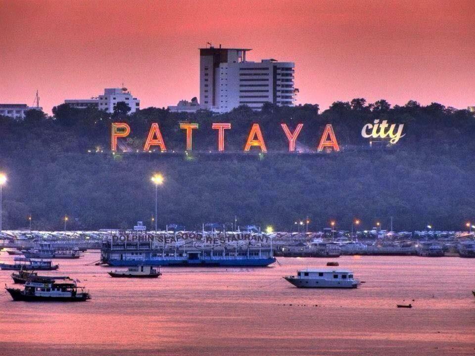 View Talay 1B Apartments Pattaya Eksteriør billede